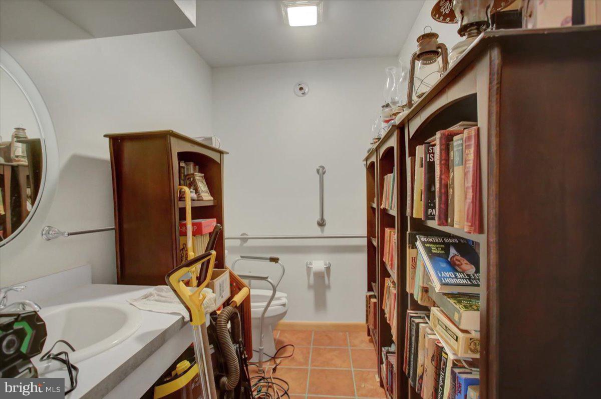2179 Layton Road Warfordsburg, PA 17267 - Photo 46 of 86 Half Bath