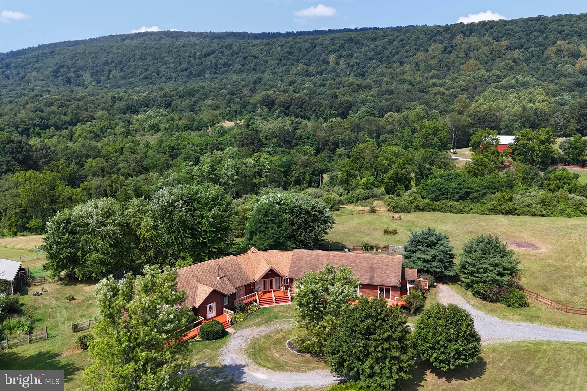 2179 Layton Road Warfordsburg, PA 17267 - Photo 5 of 86
