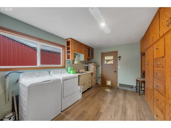 $499,000 | 411 Park Avenue, Tillamook, OR 97141