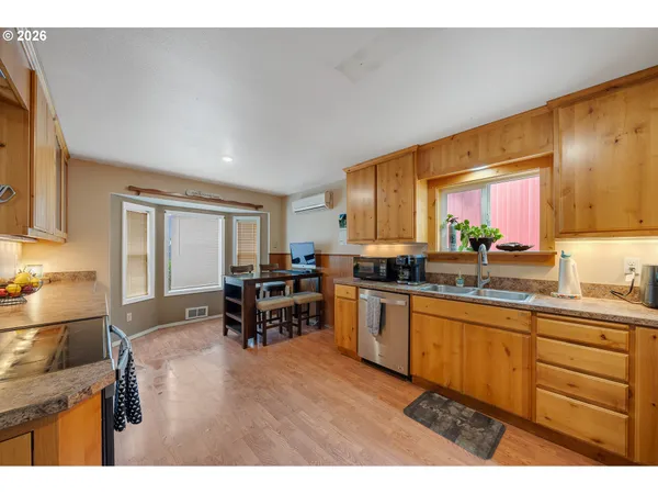 $499,000 | 411 Park Avenue, Tillamook, OR 97141