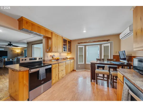 $499,000 | 411 Park Avenue, Tillamook, OR 97141