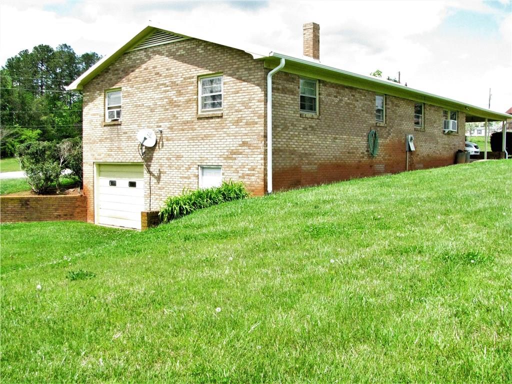 1798 Richey Road Taylorsville, NC 28681 - Photo 3 of 9 Gallery Image 3