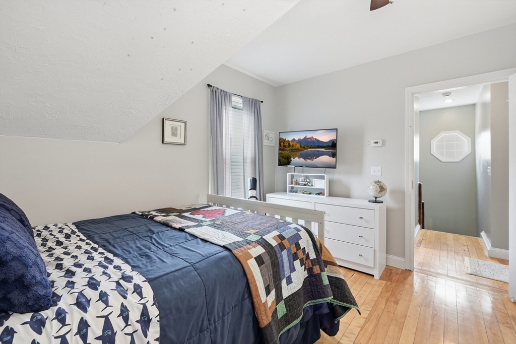 6 Anderson Avenue Worcester, MA 01604 - Photo 27 of 39