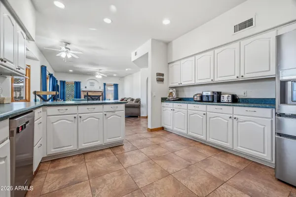 $586,000 | 2810 Greenbrier Road, Sierra Vista, AZ 85650