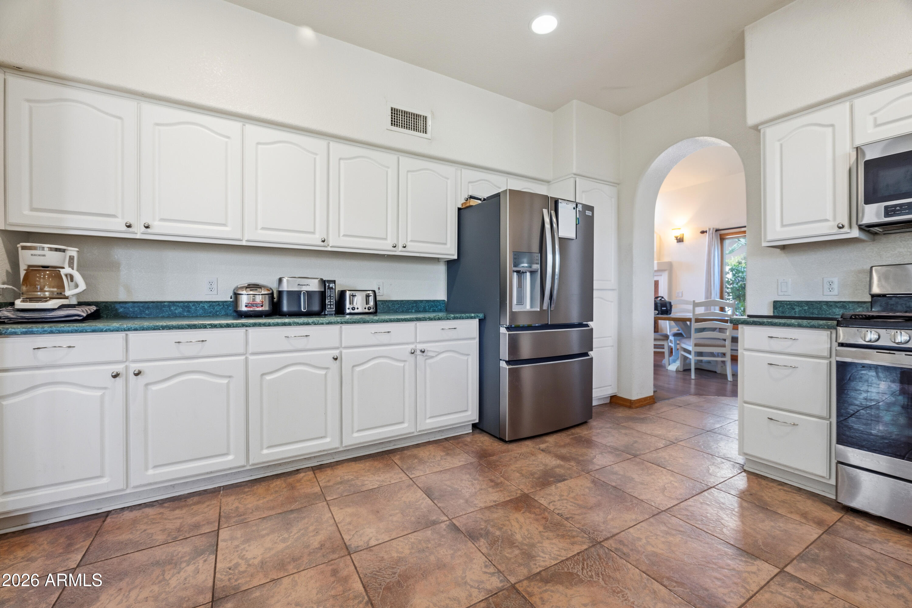 2810 Greenbrier Road Sierra Vista, AZ 85650 - Photo 16 of 69 DSC_5250