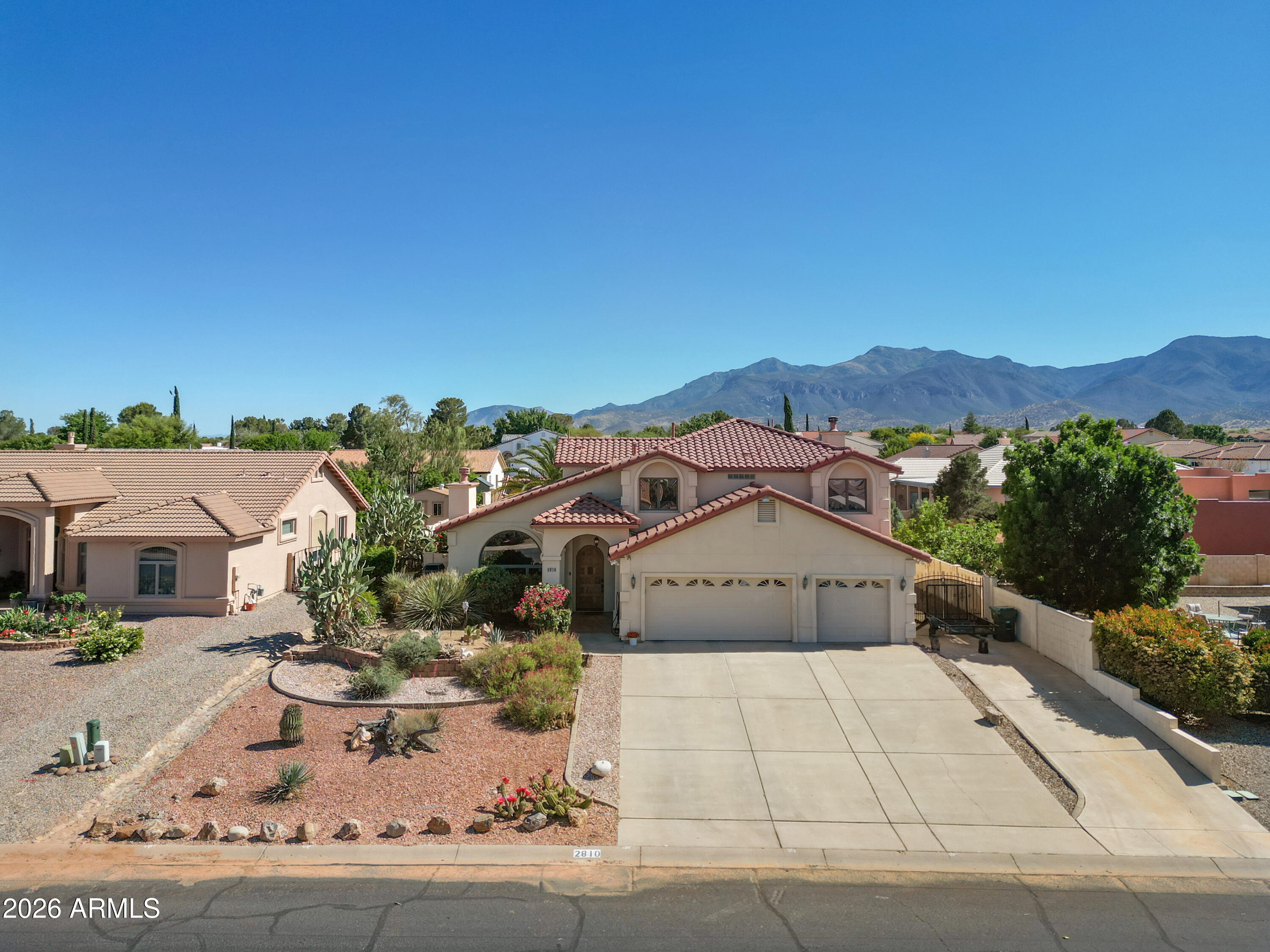 2810 Greenbrier Road Sierra Vista, AZ 85650 - Photo 4 of 69 DJI_0194