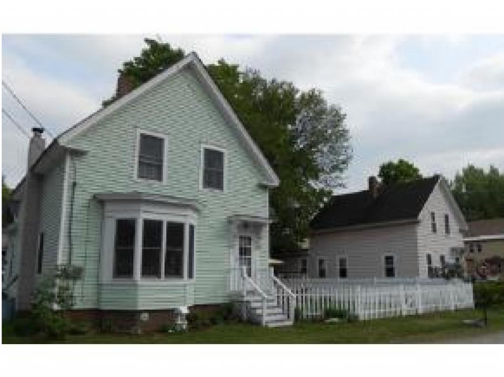 15 Court Street Rochester, NH 03867 - Photo 1 of 8