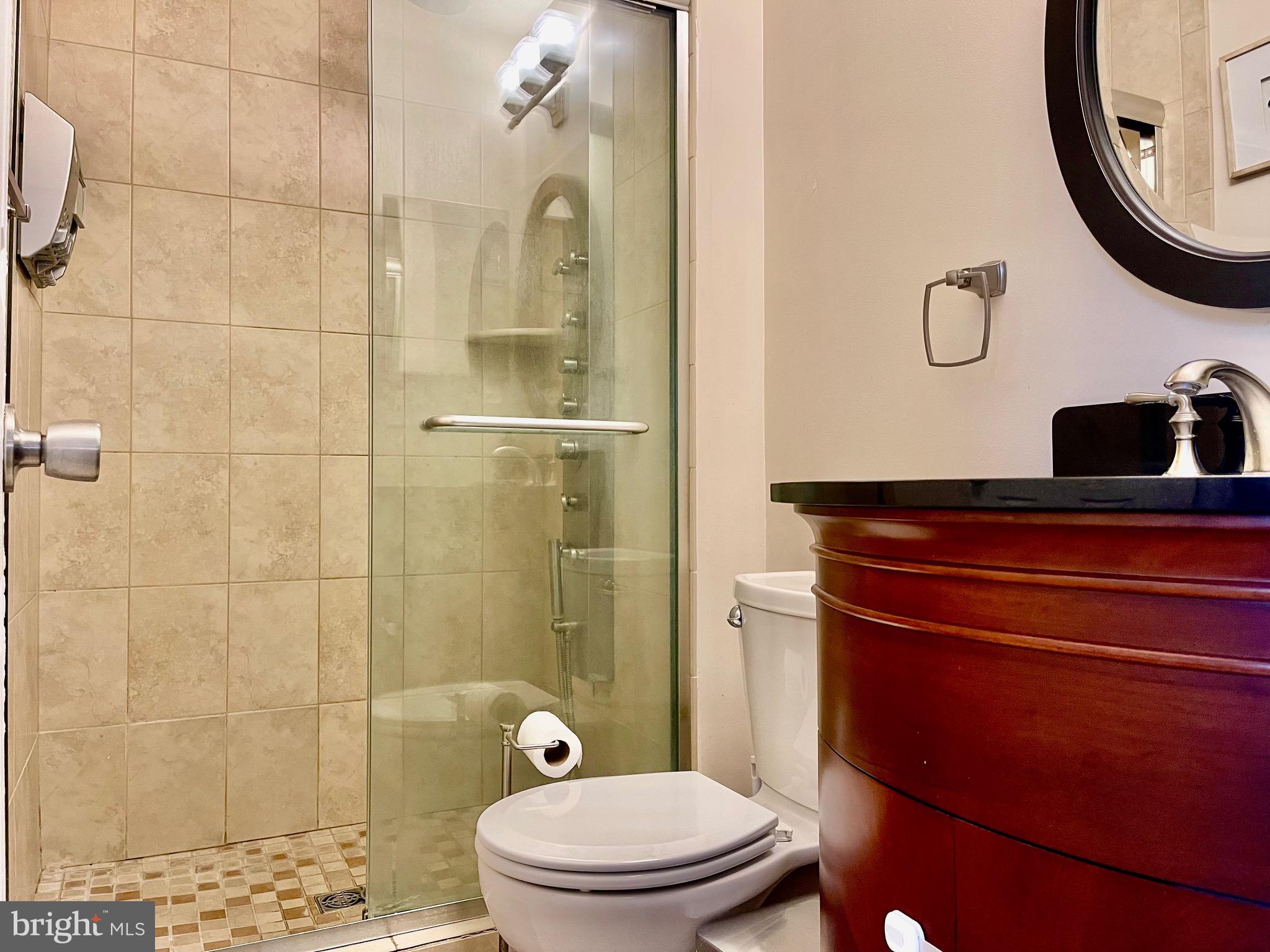 15516 Peach Leaf Lane North Potomac, MD 20878 - Photo 20 of 33 Gallery Image 20