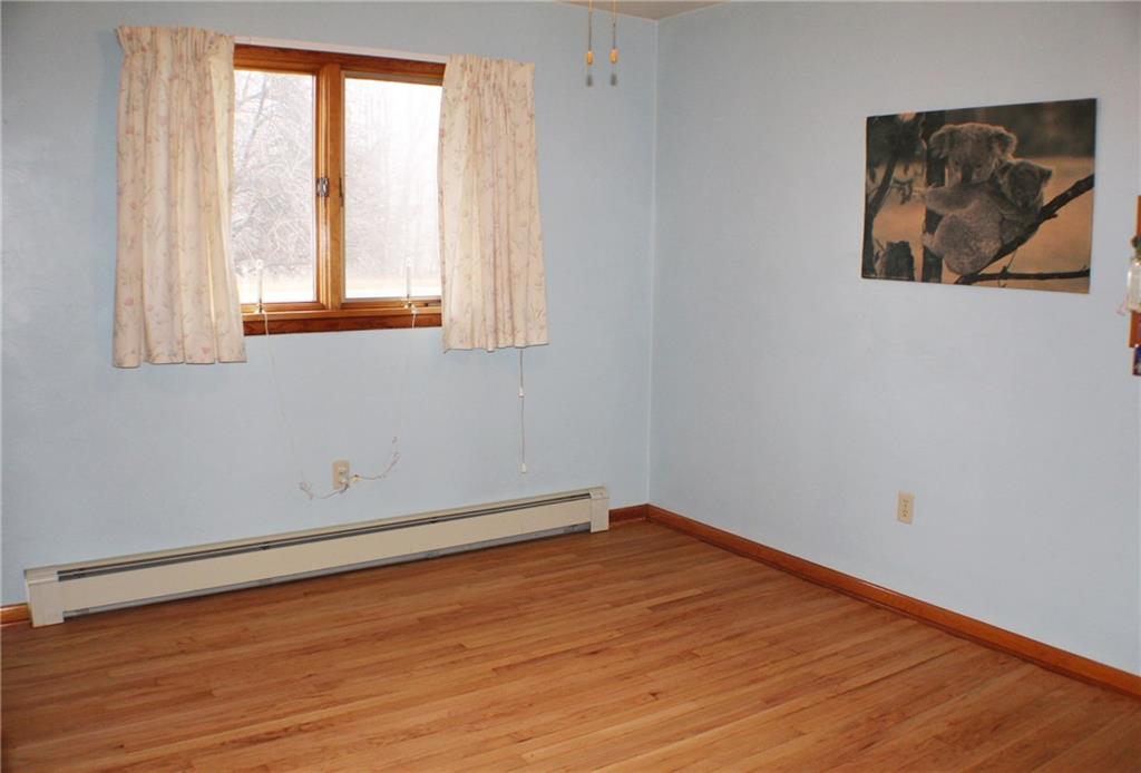 1414 Mercer Grove City Road Mercer, PA 16137 - Photo 12 of 18 Bedroom #3