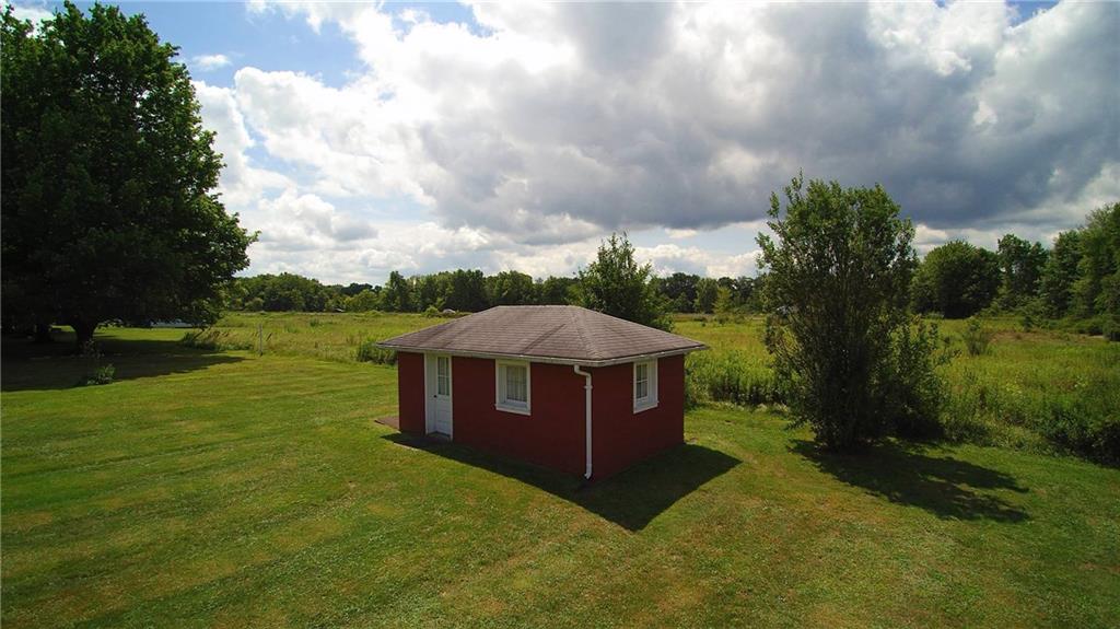 1414 Mercer Grove City Road Mercer, PA 16137 - Photo 4 of 18 Gallery Image 4