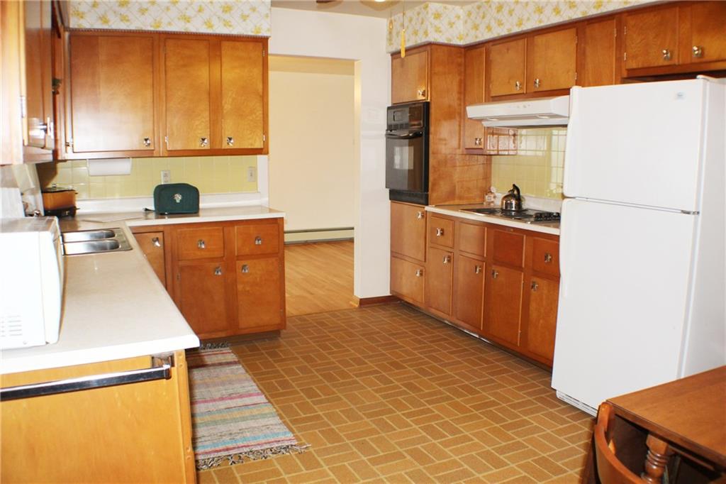 1414 Mercer Grove City Road Mercer, PA 16137 - Photo 10 of 18 Gallery Image 10