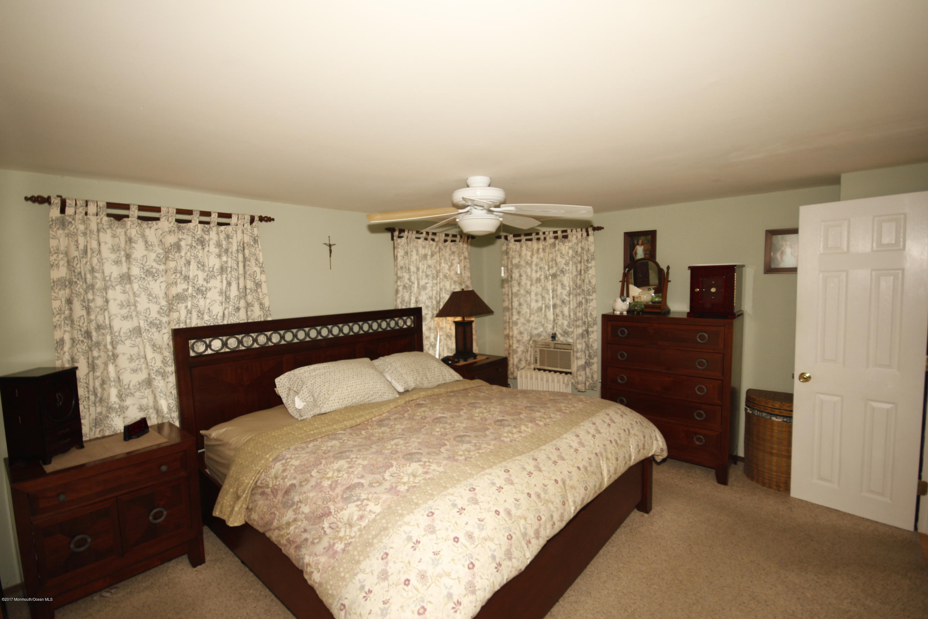 595 Holmdel Road Hazlet, NJ 07730 - Photo 14 of 25 595 Holmdel Road