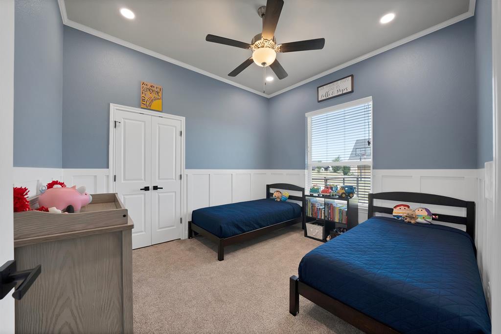 244 Harvard Lane Springtown, TX 76082 - Photo 17 of 37