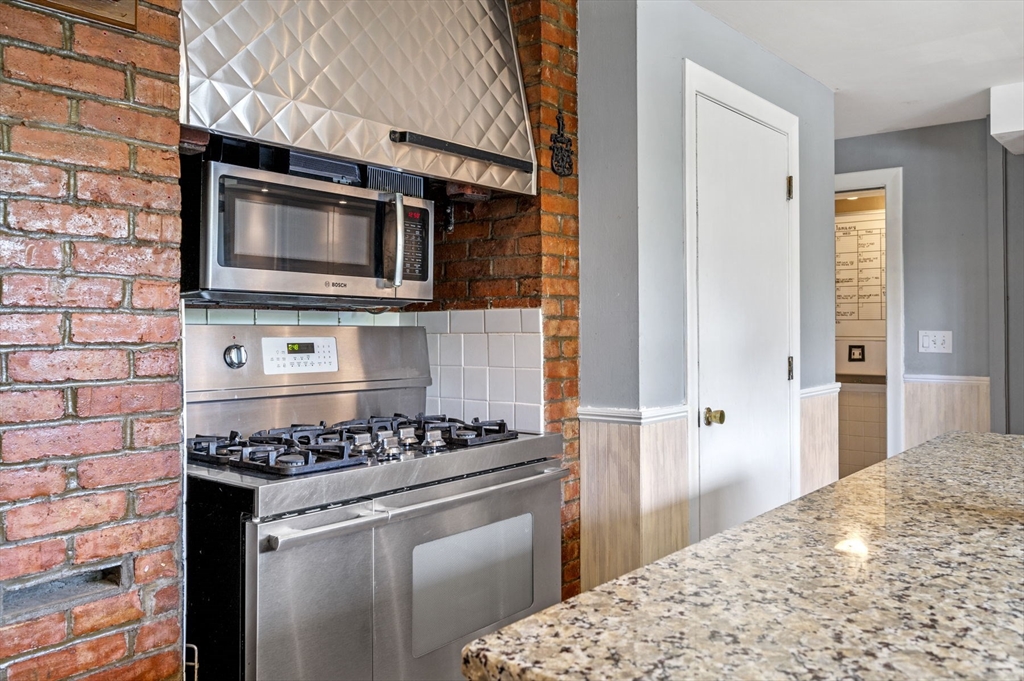 82 Cornell Road Marblehead, MA 01945 - Photo 6 of 41