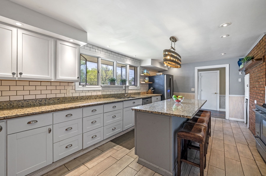 82 Cornell Road Marblehead, MA 01945 - Photo 10 of 41