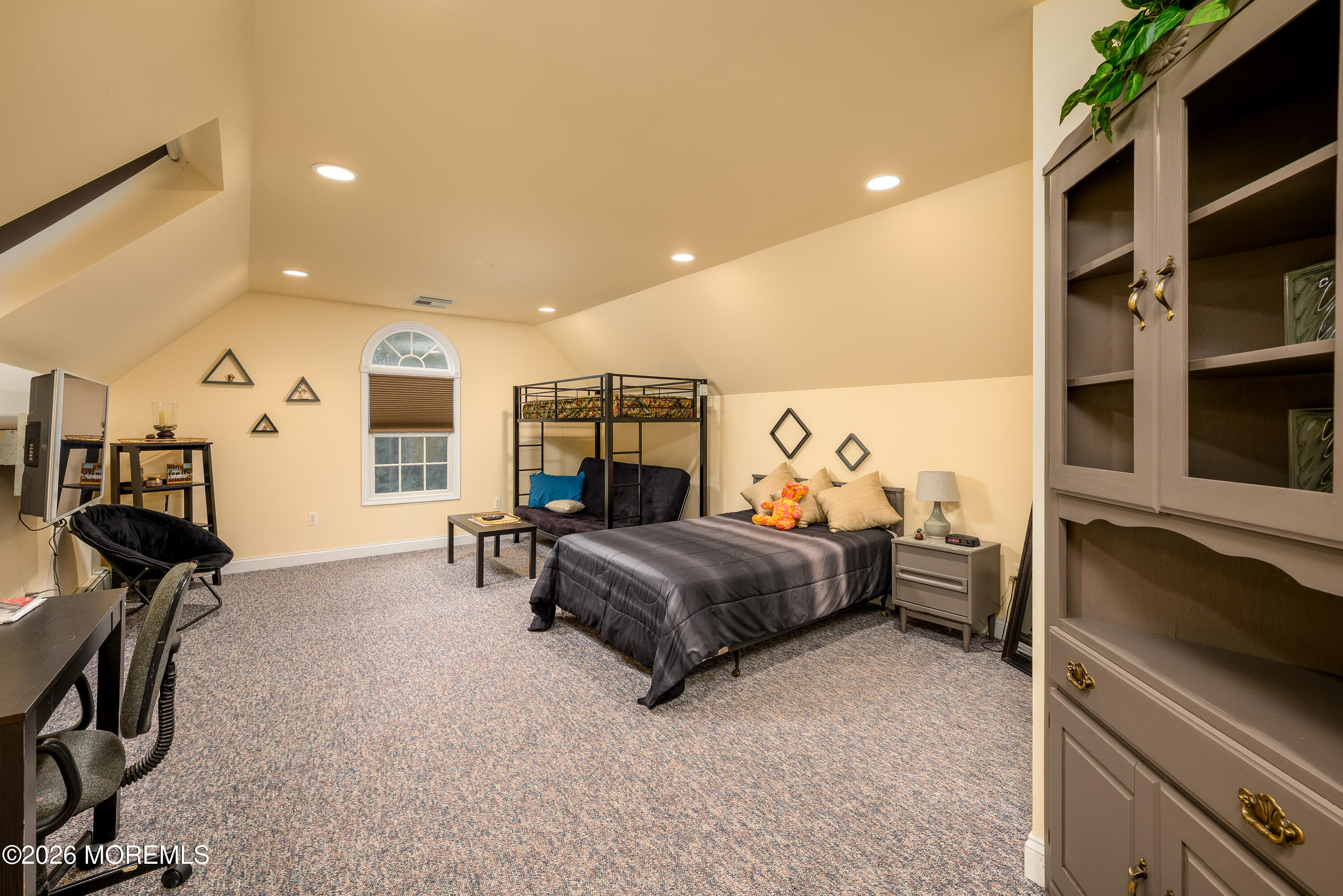 250 Bennett Road Freehold, NJ 07728 - Photo 13 of 33 250_Bennett_Rd-63