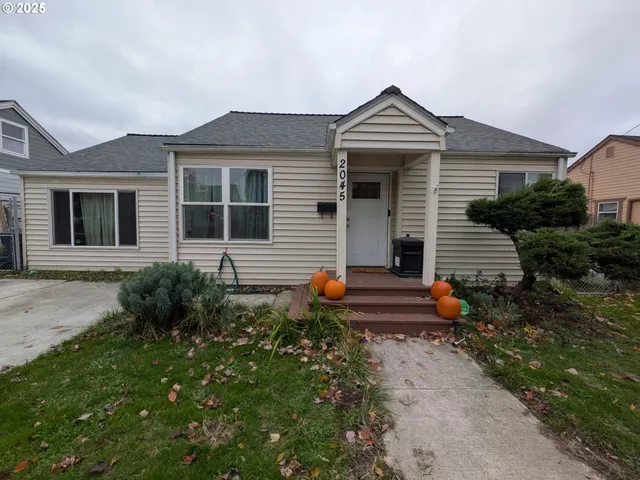 $374,453 | 2045 Liberty Street Northeast, Salem, OR 97301