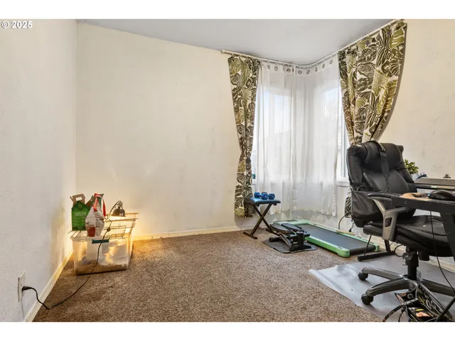 $374,453 | 2045 Liberty Street Northeast, Salem, OR 97301