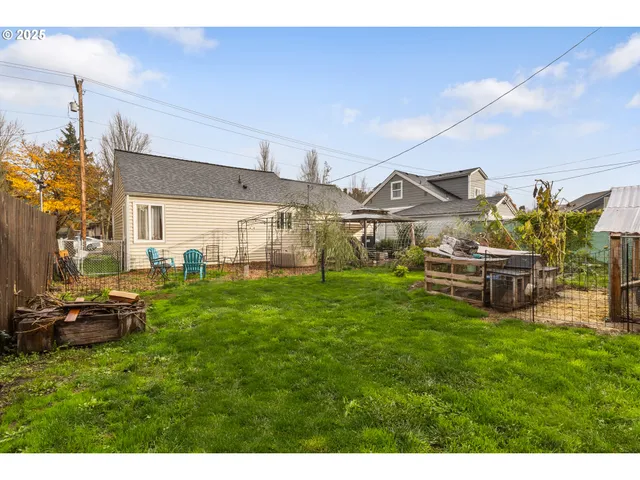 $374,453 | 2045 Liberty Street Northeast, Salem, OR 97301