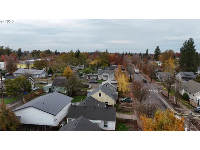 $374,453 | 2045 Liberty Street Northeast, Salem, OR 97301