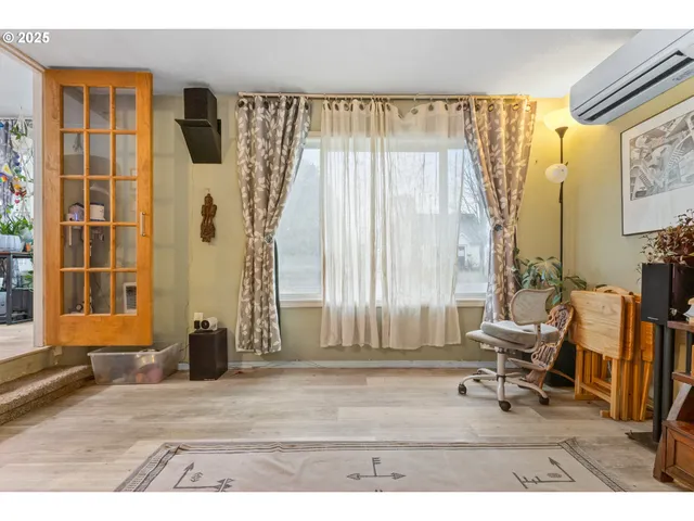 $374,453 | 2045 Liberty Street Northeast, Salem, OR 97301