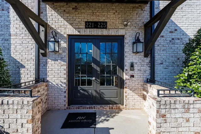 $2,500 | 225 Britten Pass, Alpharetta, GA 30009