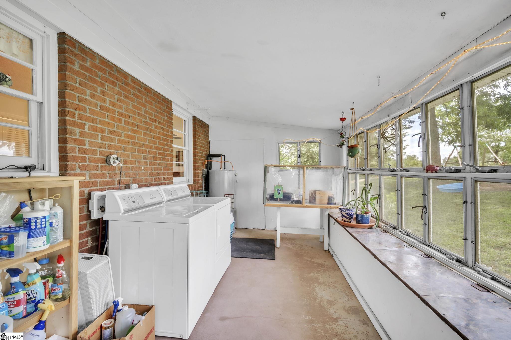 103 West Crestview Street Landrum, SC 29356 - Photo 21 of 27