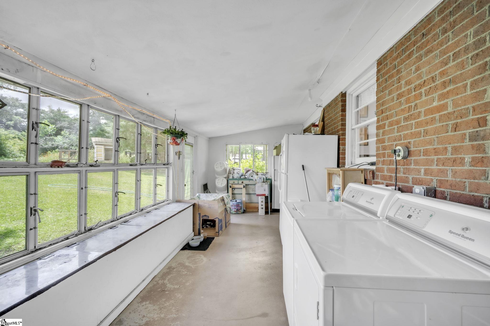 103 West Crestview Street Landrum, SC 29356 - Photo 22 of 27