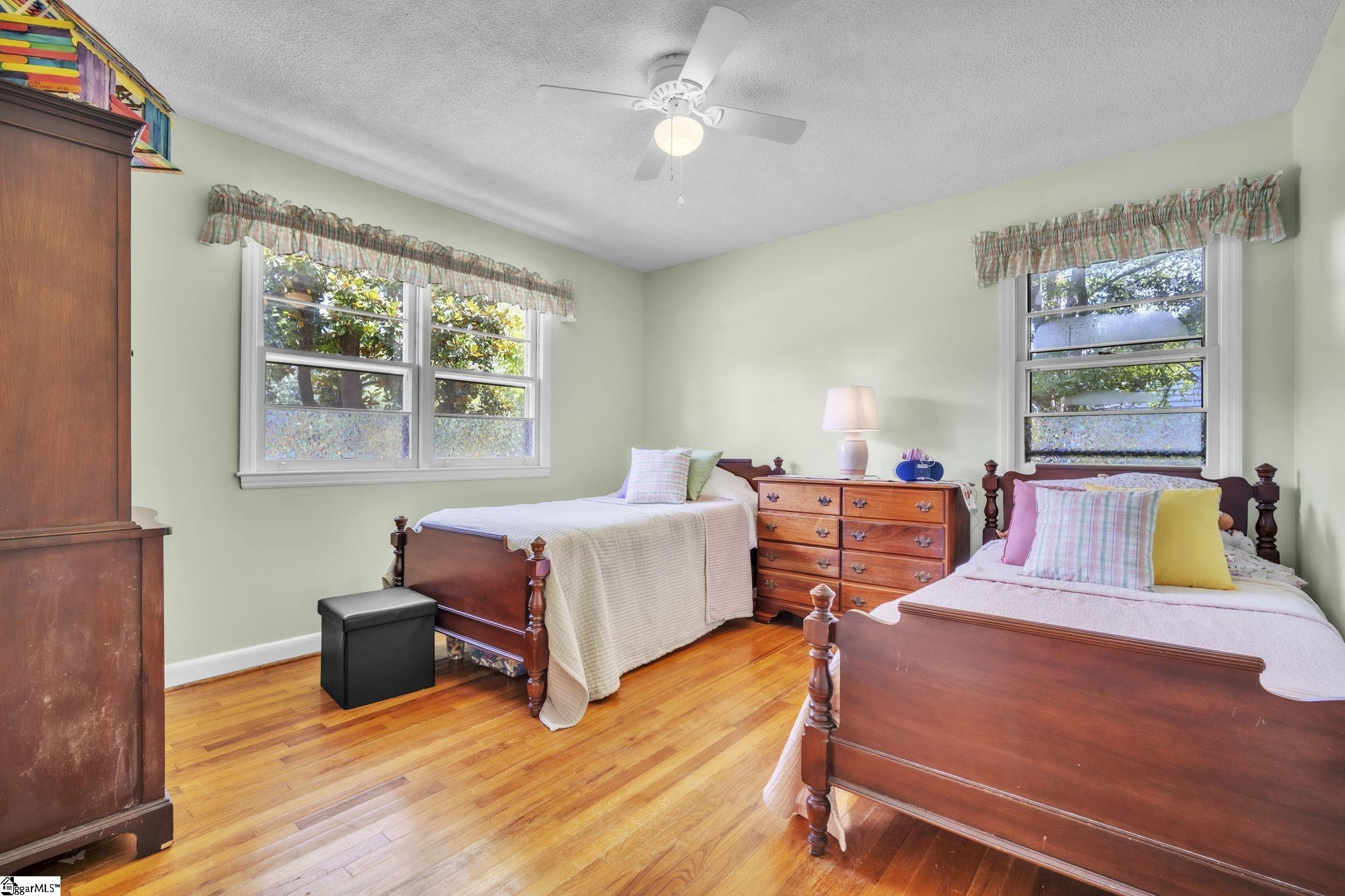 103 West Crestview Street Landrum, SC 29356 - Photo 10 of 27