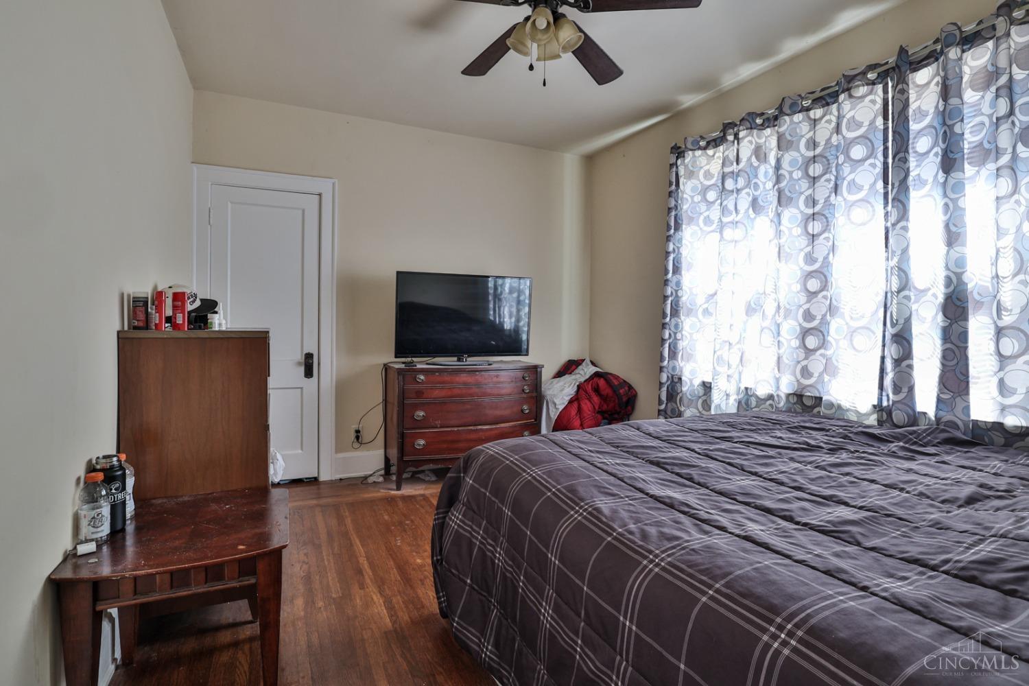 4935 Ralph Avenue Cincinnati, OH 45238 - Photo 10 of 39 Gallery Image 10