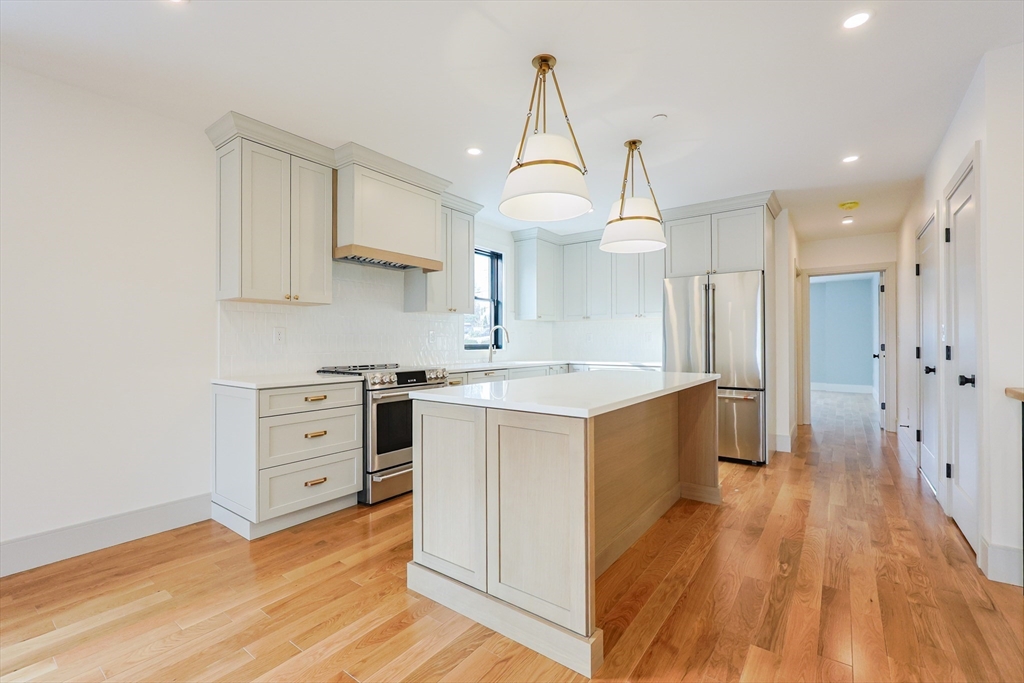 68 Rowe Street, Unit U:3 Boston, MA 02131 - Photo 2 of 17