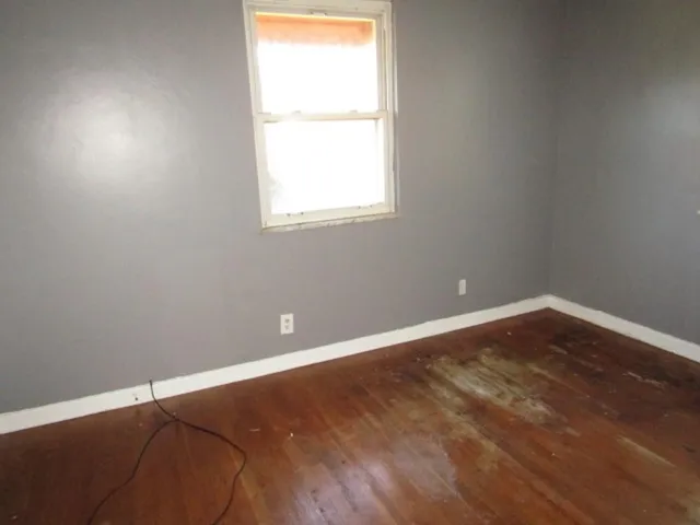 $114,900 | 328 Commonwealth Avenue, West Mifflin, PA 15122