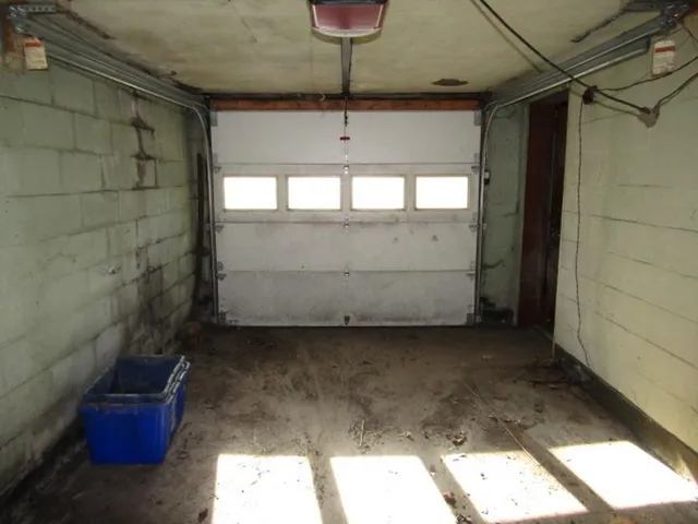 $114,900 | 328 Commonwealth Avenue, West Mifflin, PA 15122