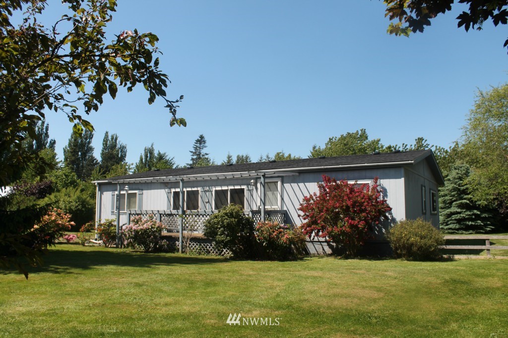 4216 Hoff Road Bellingham, WA 98225 - Photo 2 of 25