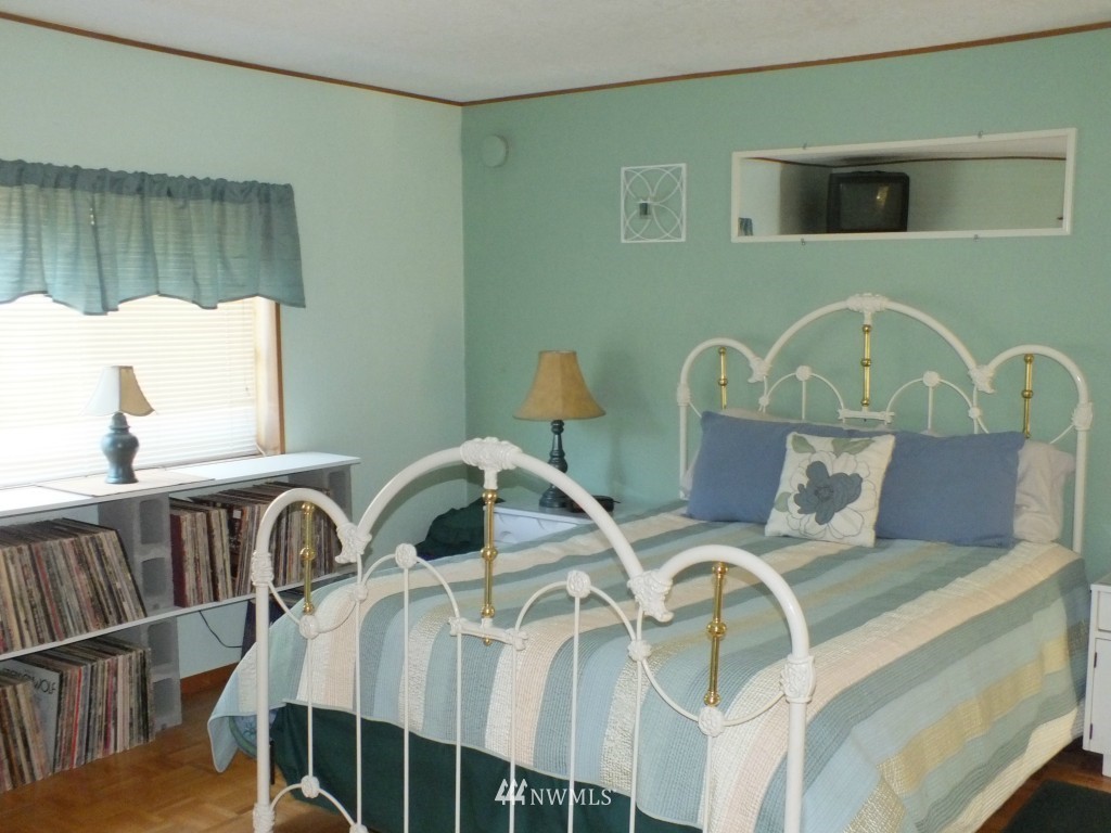 4216 Hoff Road Bellingham, WA 98225 - Photo 12 of 25