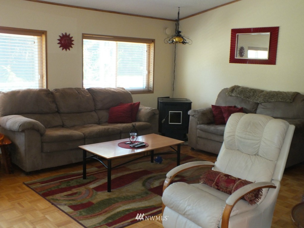 4216 Hoff Road Bellingham, WA 98225 - Photo 4 of 25