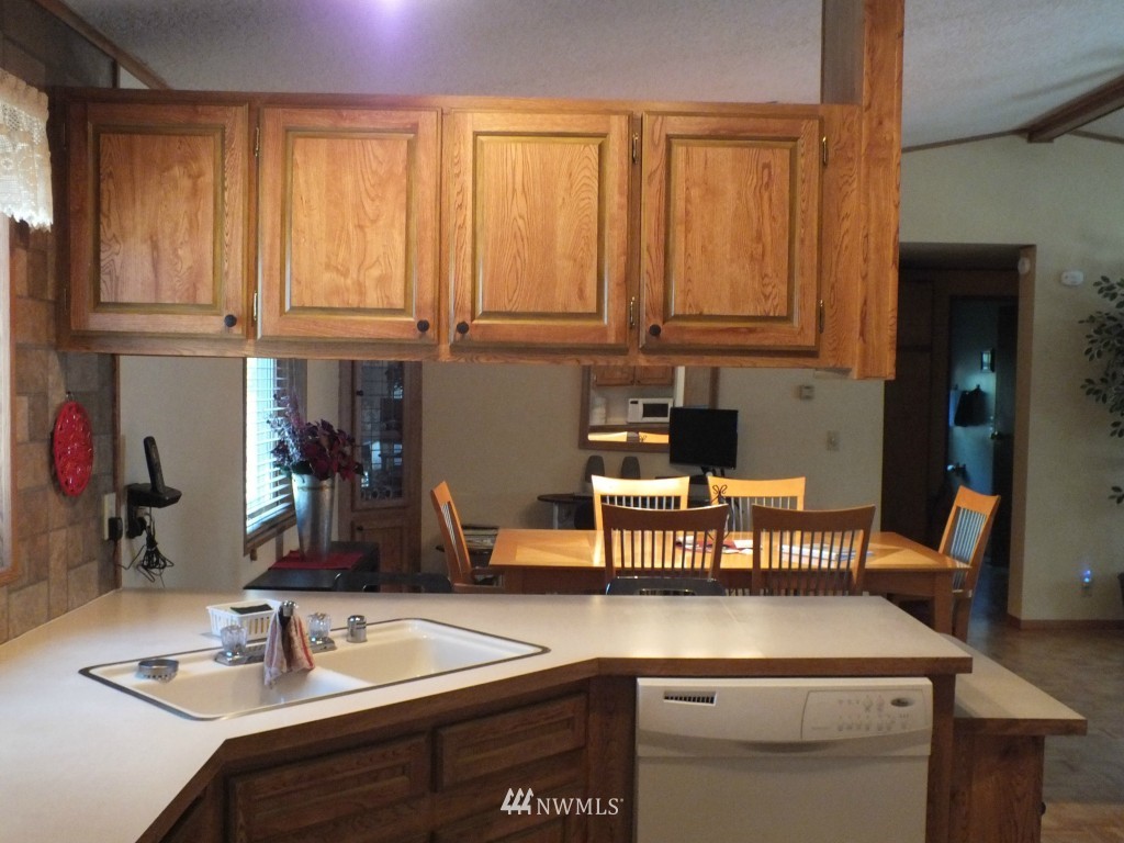 4216 Hoff Road Bellingham, WA 98225 - Photo 8 of 25