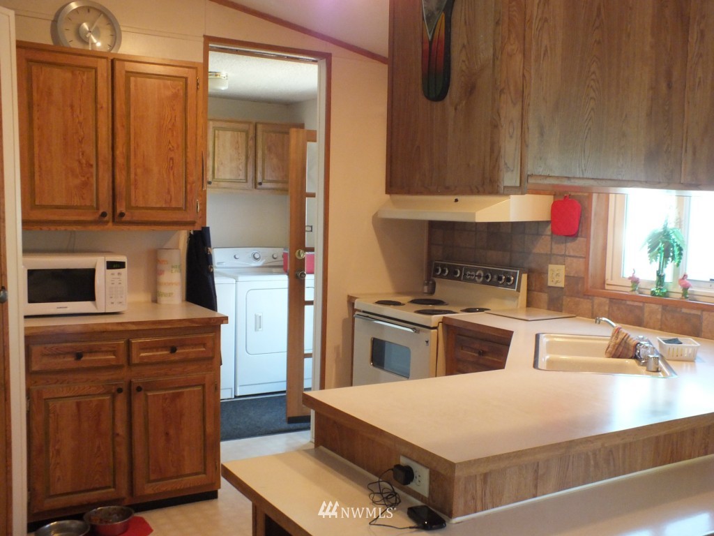 4216 Hoff Road Bellingham, WA 98225 - Photo 9 of 25