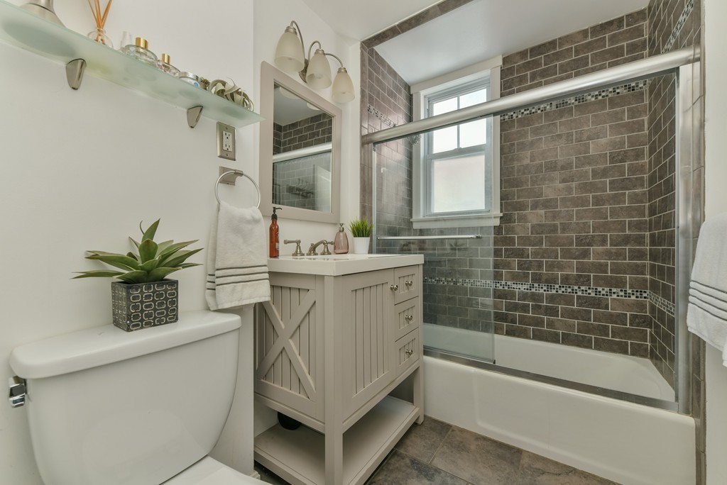 129 Shurtleff Street, Unit 2 Chelsea, MA 02150 - Photo 11 of 16 Gallery Image 11