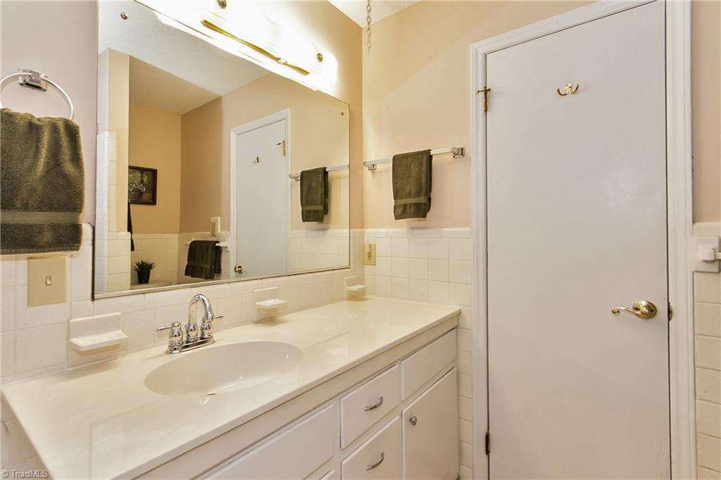 1142 Geneva Albright Road Graham, NC 27253 - Photo 21 of 29 Gallery Image 21