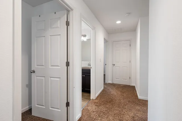 a view of entryway with white walls