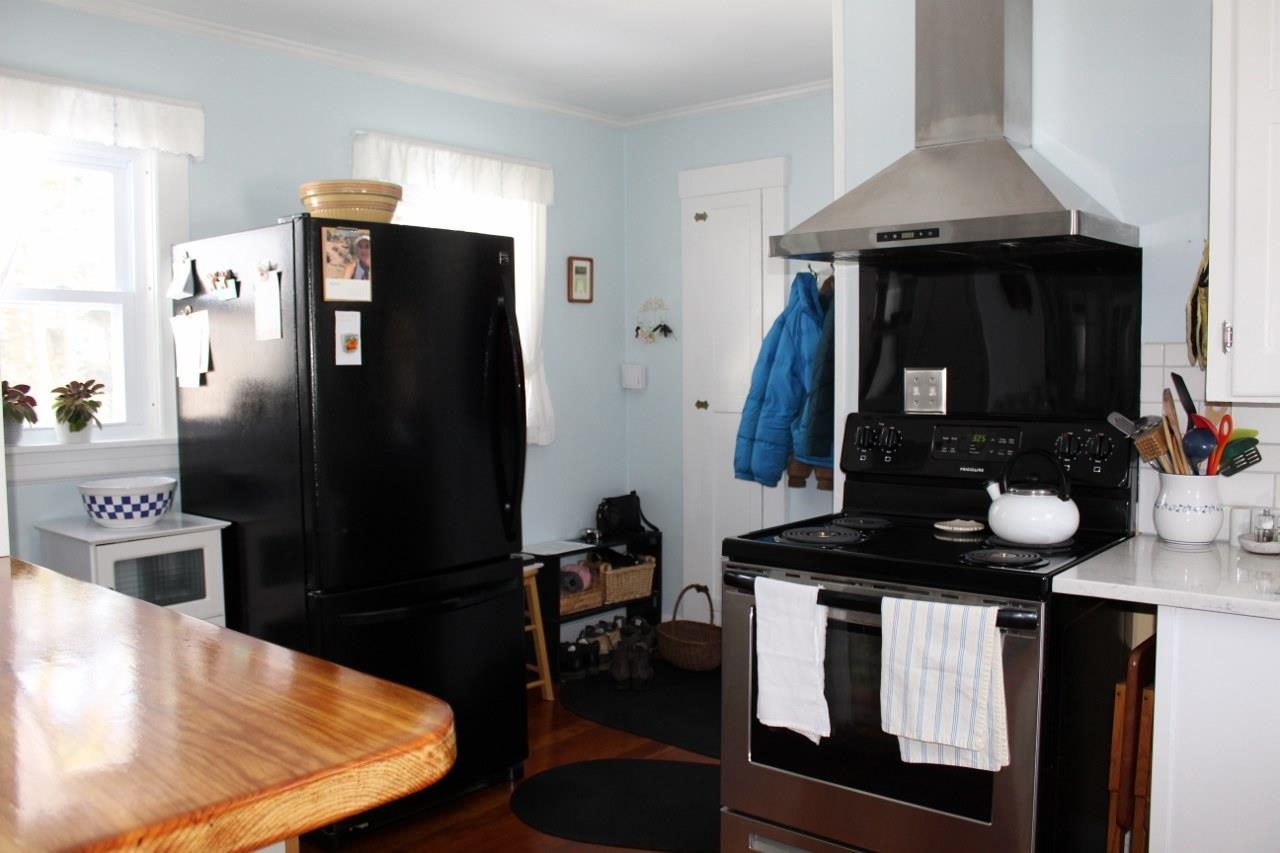 87 Kennedy Drive Windsor, VT 05089 - Photo 21 of 38