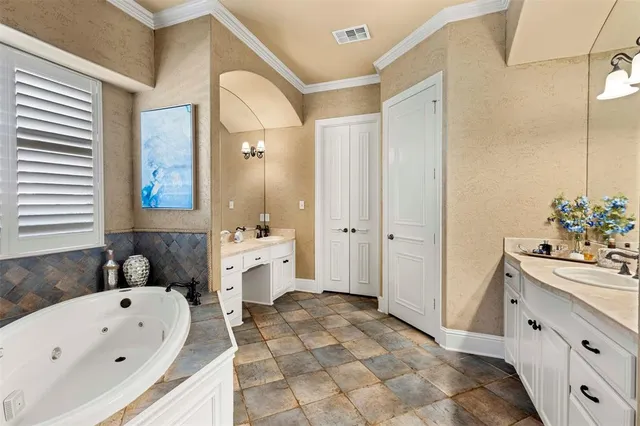 $899,000 | 801 White Buffalo Lane, Heath, TX 75032