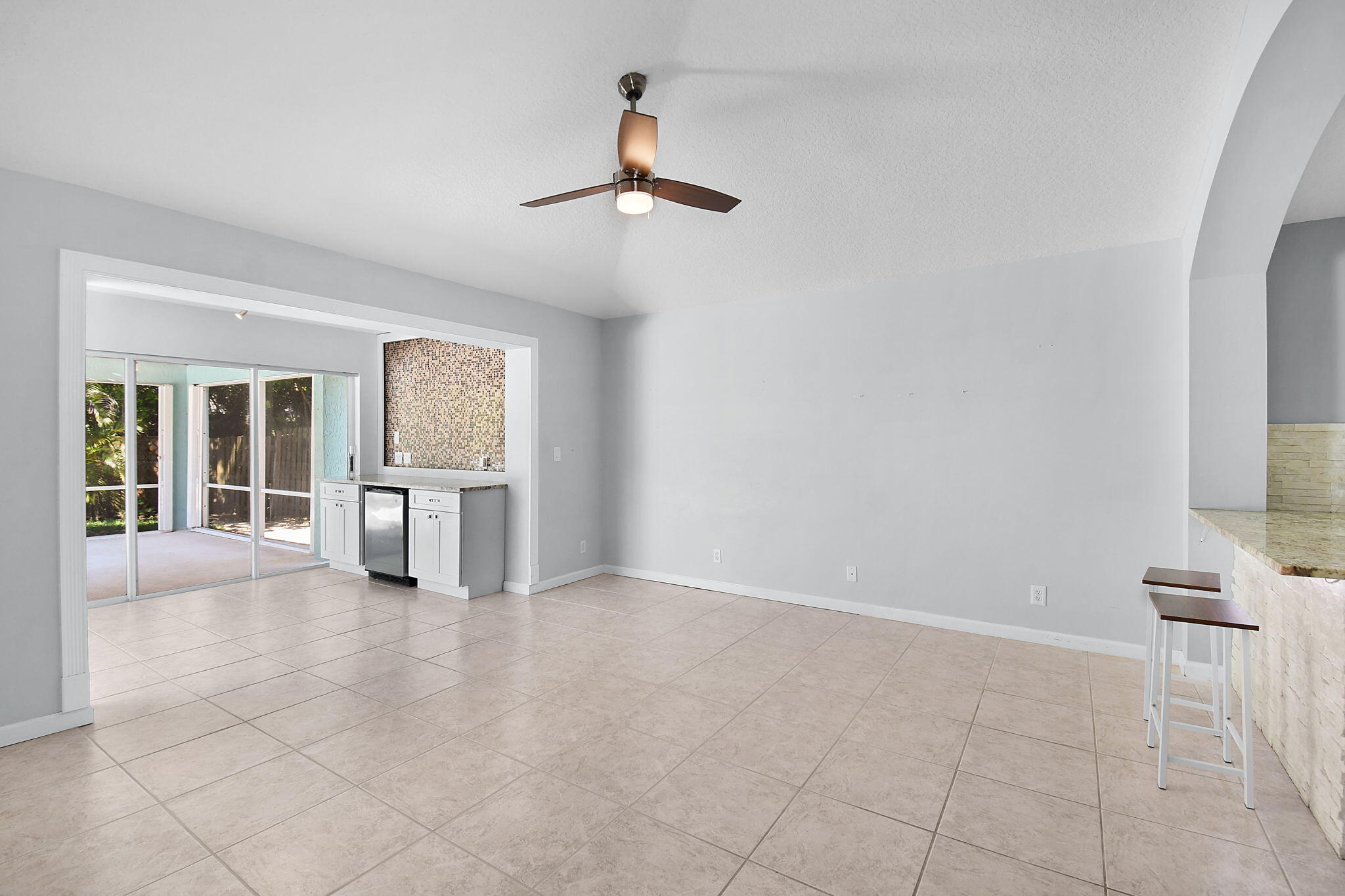 1959 Northwest Marsh Rabbit Lane Jensen Beach, FL 34957 - Photo 15 of 46 Family Room
