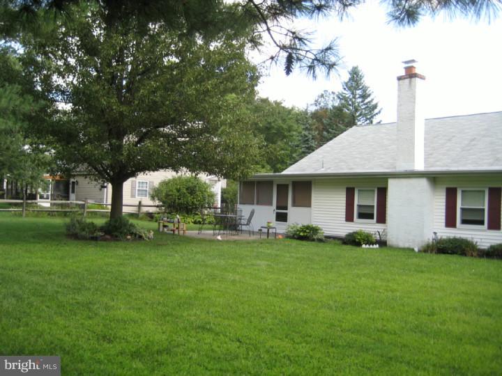 562 Lamplighter Road Horsham, PA 19044 - Photo 15 of 19 Exterior Back