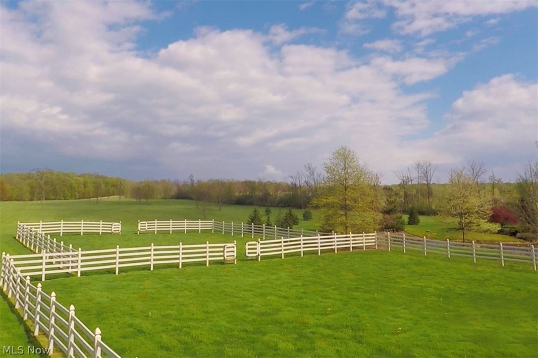 3947 Cook Road Medina, OH 44256 - Photo 33 of 35 Gallery Image 33