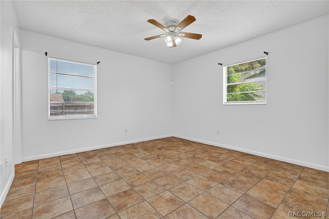 2319 South Tennyson Point Homosassa, FL 34448 - Photo 15 of 33