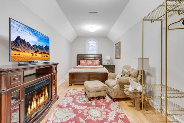 $1,250,000 | 6933 River Run Drive, Chattanooga, TN 37416