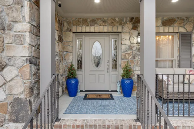 $1,250,000 | 6933 River Run Drive, Chattanooga, TN 37416