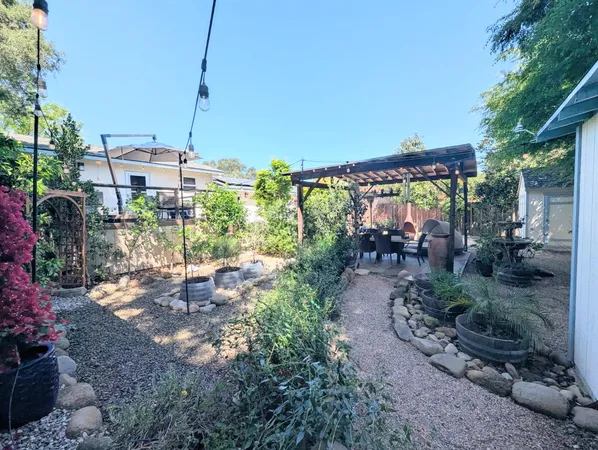 $899,000 | 98 Mountain View Street, Oak View, CA 93022